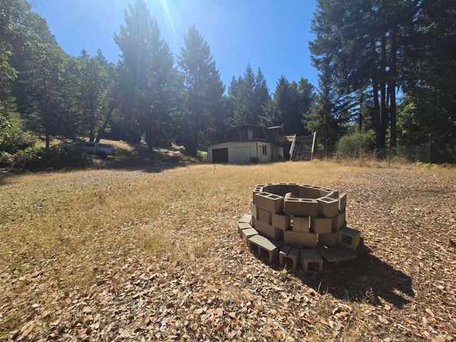 5004 Sprowl Creek Road, Garberville, CA 95542