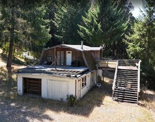 5004 Sprowl Creek Road, Garberville, CA 95542