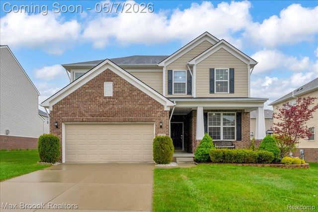 29926 Autumn Gold Drive, Lyon Charter Township, MI 48165