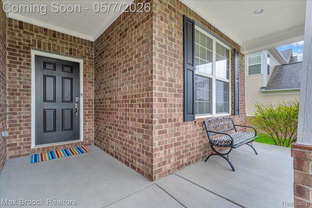 29926 Autumn Gold Drive, Lyon Charter Township, MI 48165