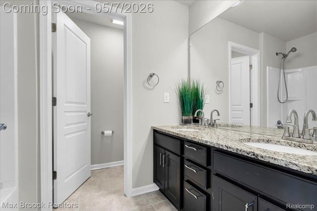 29926 Autumn Gold Drive, Lyon Charter Township, MI 48165