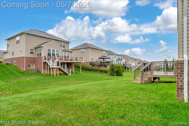 29926 Autumn Gold Drive, Lyon Charter Township, MI 48165