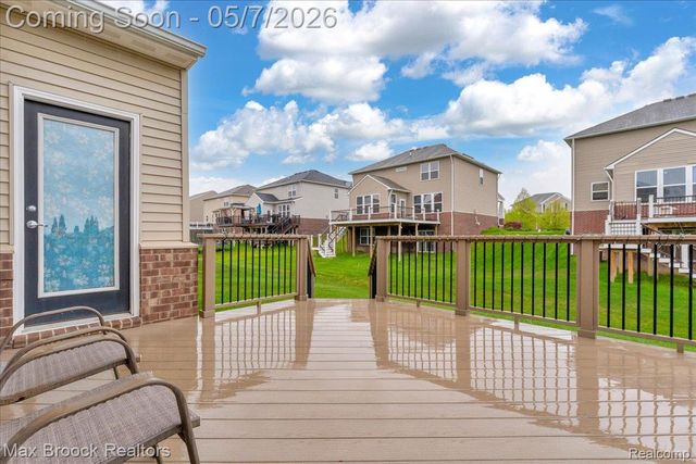 29926 Autumn Gold Drive, Lyon Charter Township, MI 48165