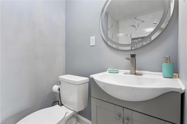 1428 24th ST A, Newport News, VA 23607