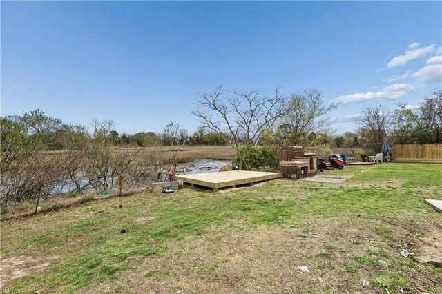 1428 24th ST A, Newport News, VA 23607