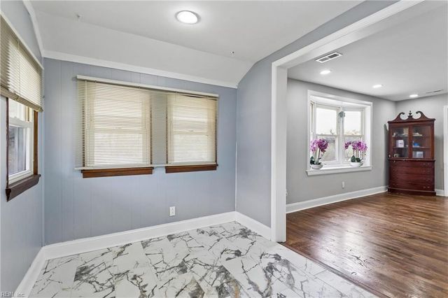 1428 24th ST A, Newport News, VA 23607