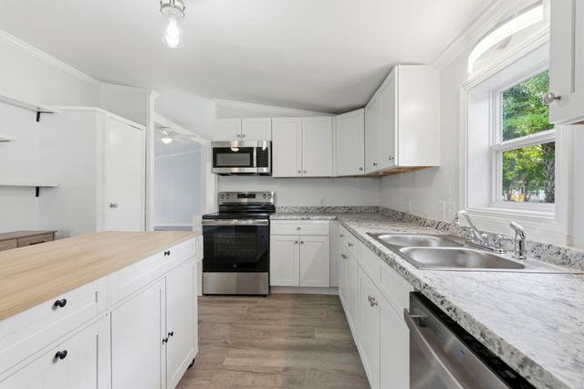 644 Summer Dr., Conway, SC 29526