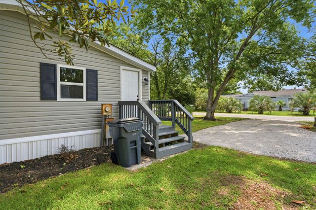 644 Summer Dr., Conway, SC 29526