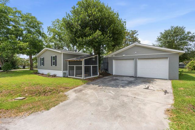 644 Summer Dr., Conway, SC 29526