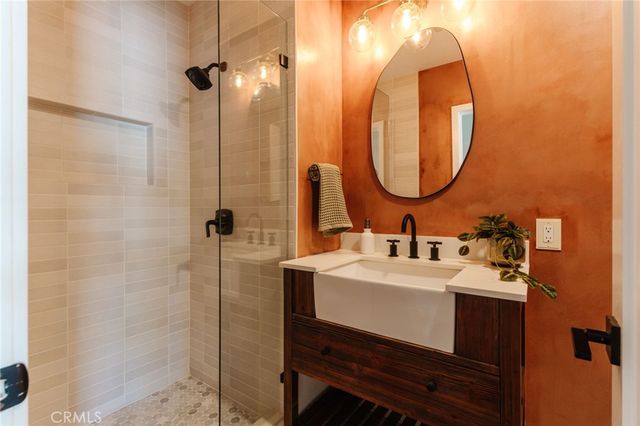 3110 Gracia Street, Los Angeles, CA 90039