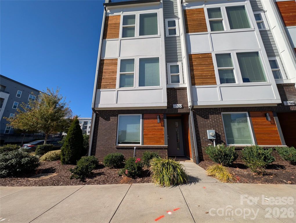 2322 Elizabeth Mill Place, Charlotte, NC 28208