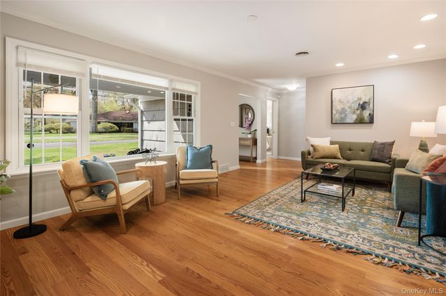 4 Richard Terrace, Hartsdale, NY 10530