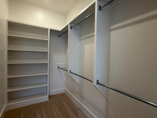 16 E Augusta Ct., Hattiesburg, MS 39402