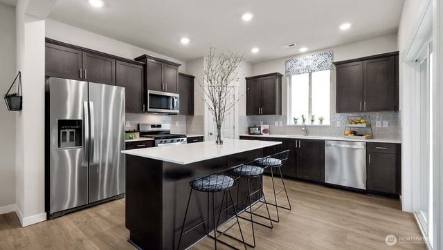 1102 138th Place SW, Lynnwood, WA 98087