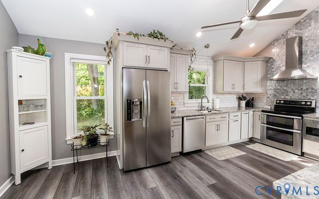 13100 Dawnwood Ter, Midlothian, VA 23114