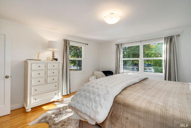 1234 Davis Ln, St. Helena, CA 94574