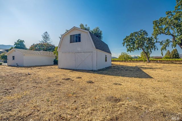 1234 Davis Ln, St. Helena, CA 94574
