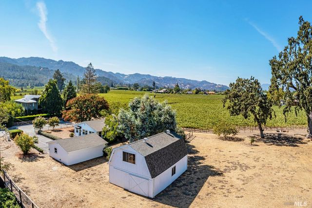1234 Davis Ln, St. Helena, CA 94574