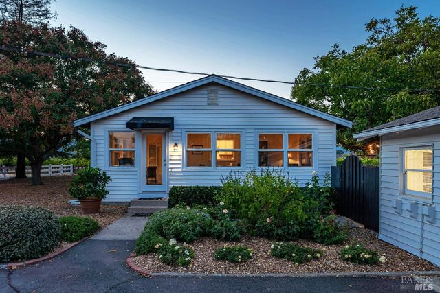 1234 Davis Ln, St. Helena, CA 94574