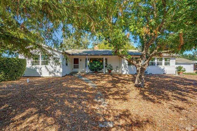1234 Davis Ln, St. Helena, CA 94574