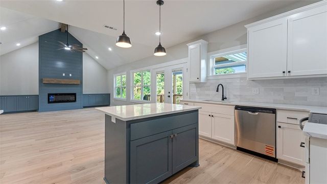 41 Fleetwood Drive, Bella Vista, AR 72714