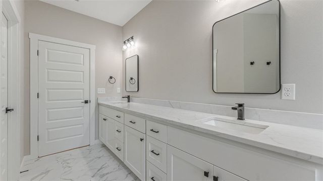 41 Fleetwood Drive, Bella Vista, AR 72714