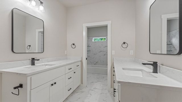 41 Fleetwood Drive, Bella Vista, AR 72714