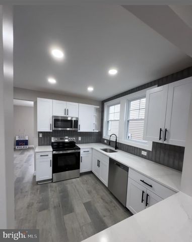 500 GREENWICH AVE, Paulsboro, NJ 08066