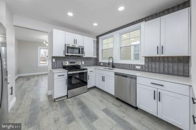 500 GREENWICH AVE, Paulsboro, NJ 08066