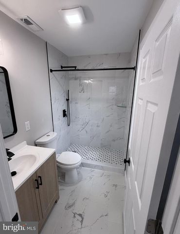 500 GREENWICH AVE, Paulsboro, NJ 08066