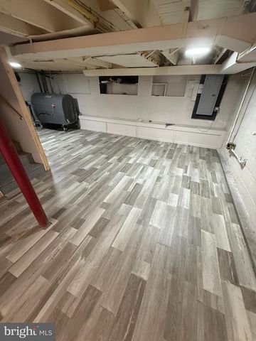 500 GREENWICH AVE, Paulsboro, NJ 08066