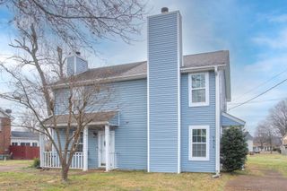 2424 Robbie Ct, Nashville, TN 37214