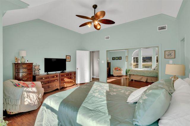 4019 Whitby Lane, Grapevine, TX 76051