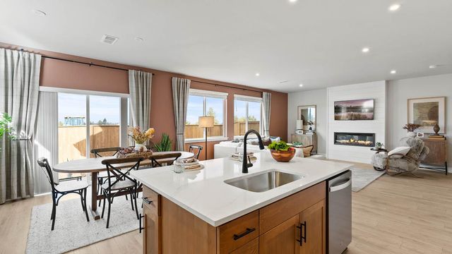 21552 SE Etna Place, Bend, OR 97702