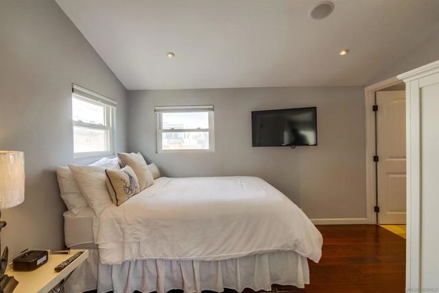 2715 Strand Way, San Diego, CA 92109