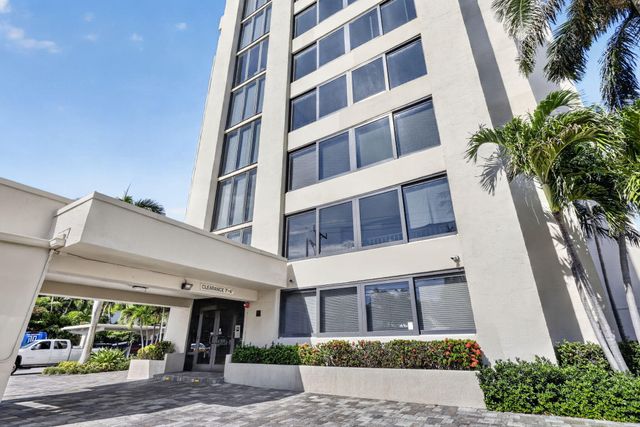 2220 S Ocean Boulevard 302, Delray Beach, FL 33483