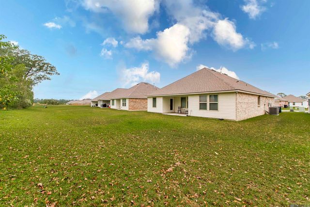 734 Lambot Ave, Zachary, LA 70791