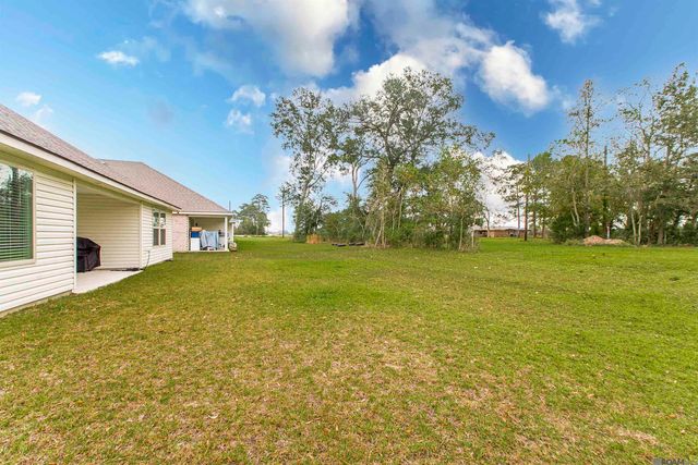 734 Lambot Ave, Zachary, LA 70791