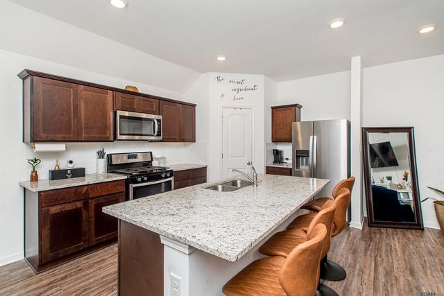 734 Lambot Ave, Zachary, LA 70791