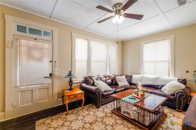 626 Saint Vincent Street, Gonzales, TX 78629