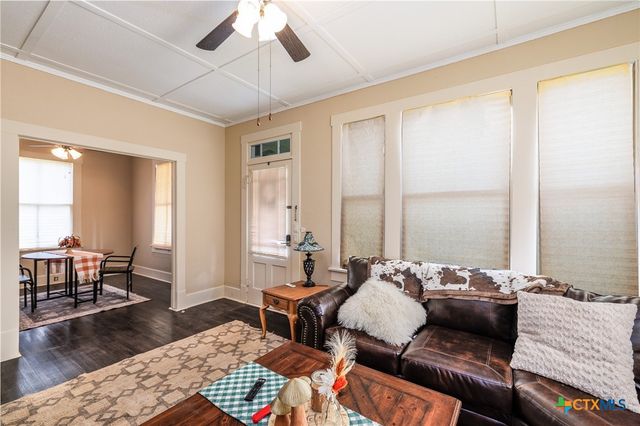 626 Saint Vincent Street, Gonzales, TX 78629
