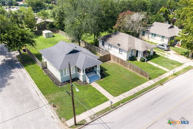 626 Saint Vincent Street, Gonzales, TX 78629