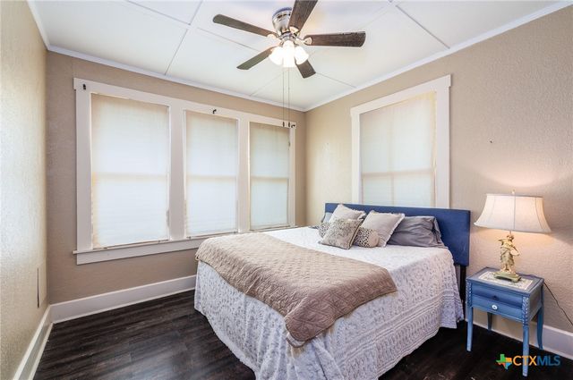 626 Saint Vincent Street, Gonzales, TX 78629