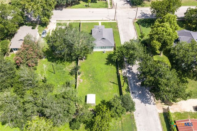 626 Saint Vincent Street, Gonzales, TX 78629