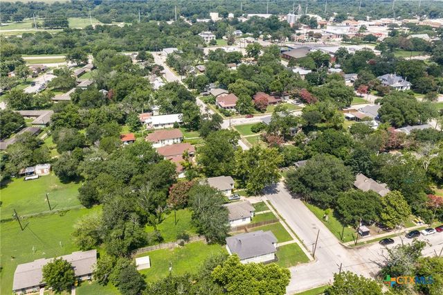 626 Saint Vincent Street, Gonzales, TX 78629