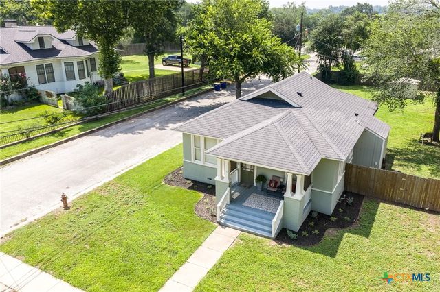 626 Saint Vincent Street, Gonzales, TX 78629