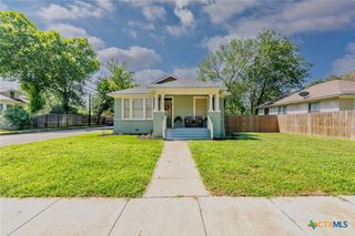 626 Saint Vincent Street, Gonzales, TX 78629