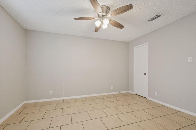 11906 Broad Oaks DR A, Austin, TX 78759