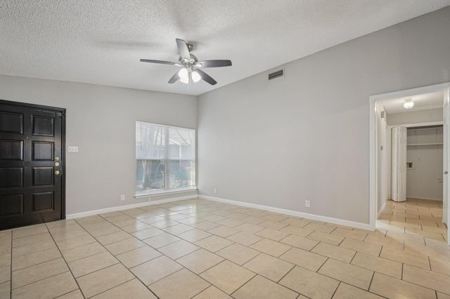 11906 Broad Oaks DR A, Austin, TX 78759