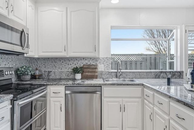 802 Magellan Lane, Foster City, CA 94404